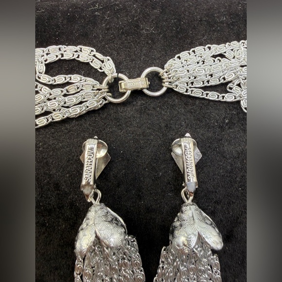 Vintage Sarah Coventry Silver Tone Multi Chain Necklace & Clip Earrings Set - Picture 2 of 2